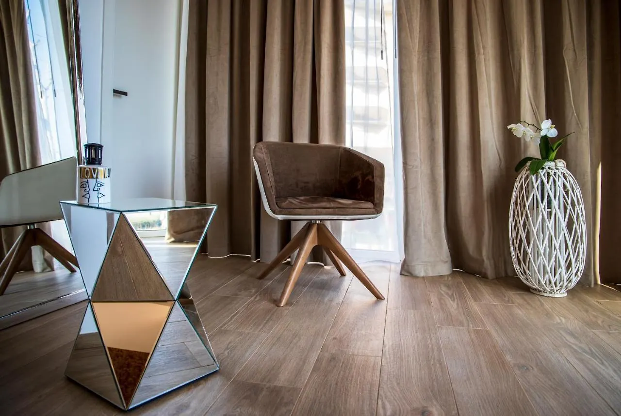 One Design Hotel Римини